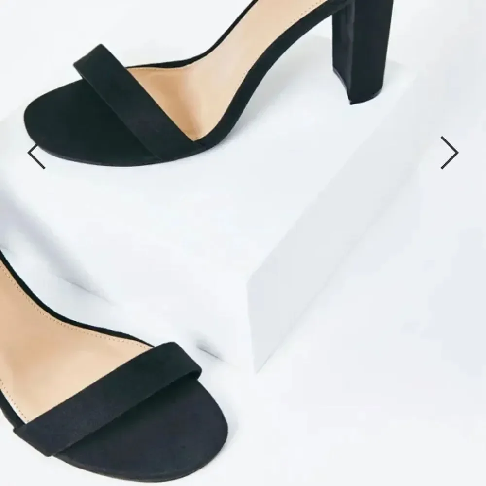 Just Fab Lorelai Block Heeled Sandal